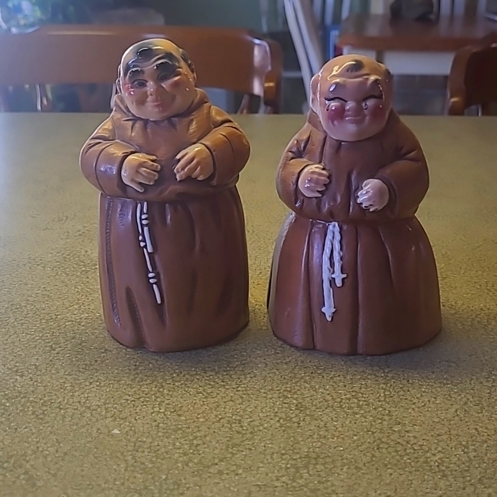 Twin Winton Monks Salt and Pepper Set